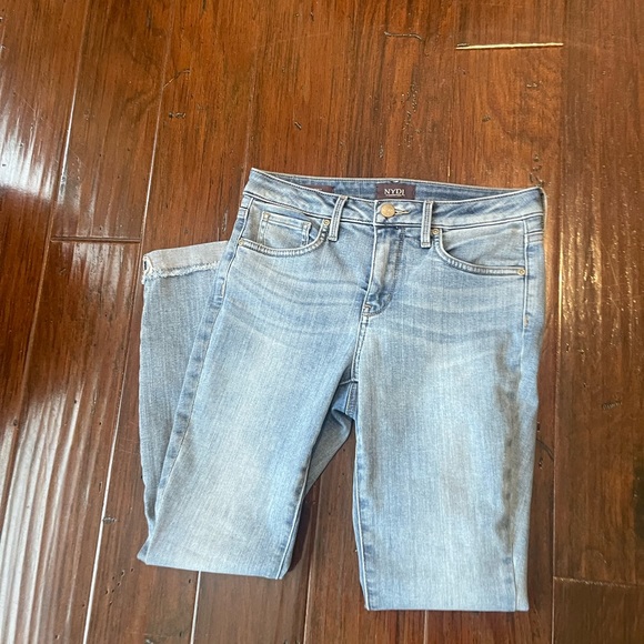 NYDJ Ami Cuffed Ankle Jean - Picture 4 of 13